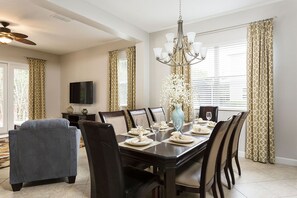 Villa (1 Bedroom) | Private kitchen | Microwave, oven, stovetop, dishwasher - Villa in Reunion Resort & Spa 1346 (Kissimmee)