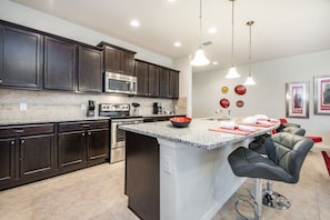 Villa (4 Bedrooms) | Private kitchen | Microwave, oven, stovetop, dishwasher - Villa in Windsor at Westside Resort 1769 (Kissimmee)