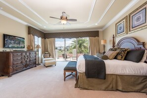 Villa (1 Bedroom) | 5 bedrooms, bed sheets - Villa in Reunion Resort & Spa 2976 (Kissimmee)