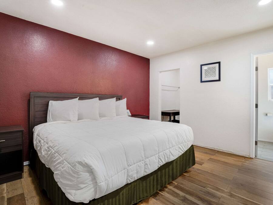 Premium bedding, desk, soundproofing, iron/ironing board