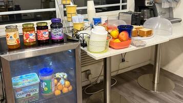 Free daily self-serve breakfast