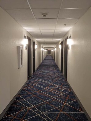 Hallway - Candlewood Suites San Antonio - Fort Sam Houston (San Antonio)