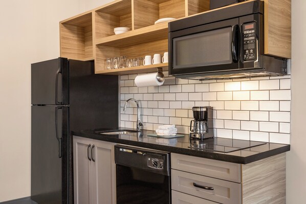 Desk, laptop workspace, blackout curtains, iron/ironing board - Pulse Pnt Stes At Fort Sam Hou (San Antonio)