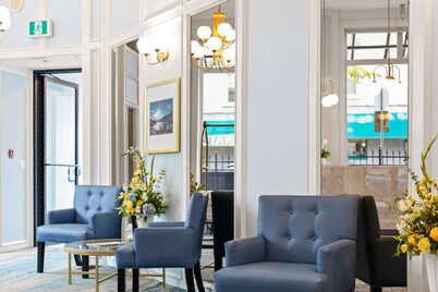 Crown Columbia Hotel, BW Premier Collection