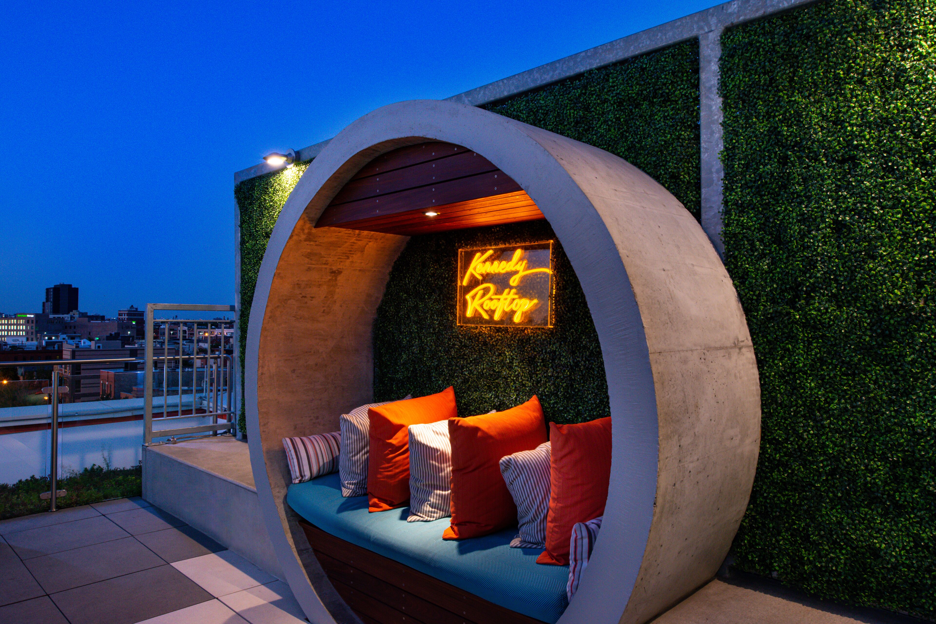 breakfast and dinner served