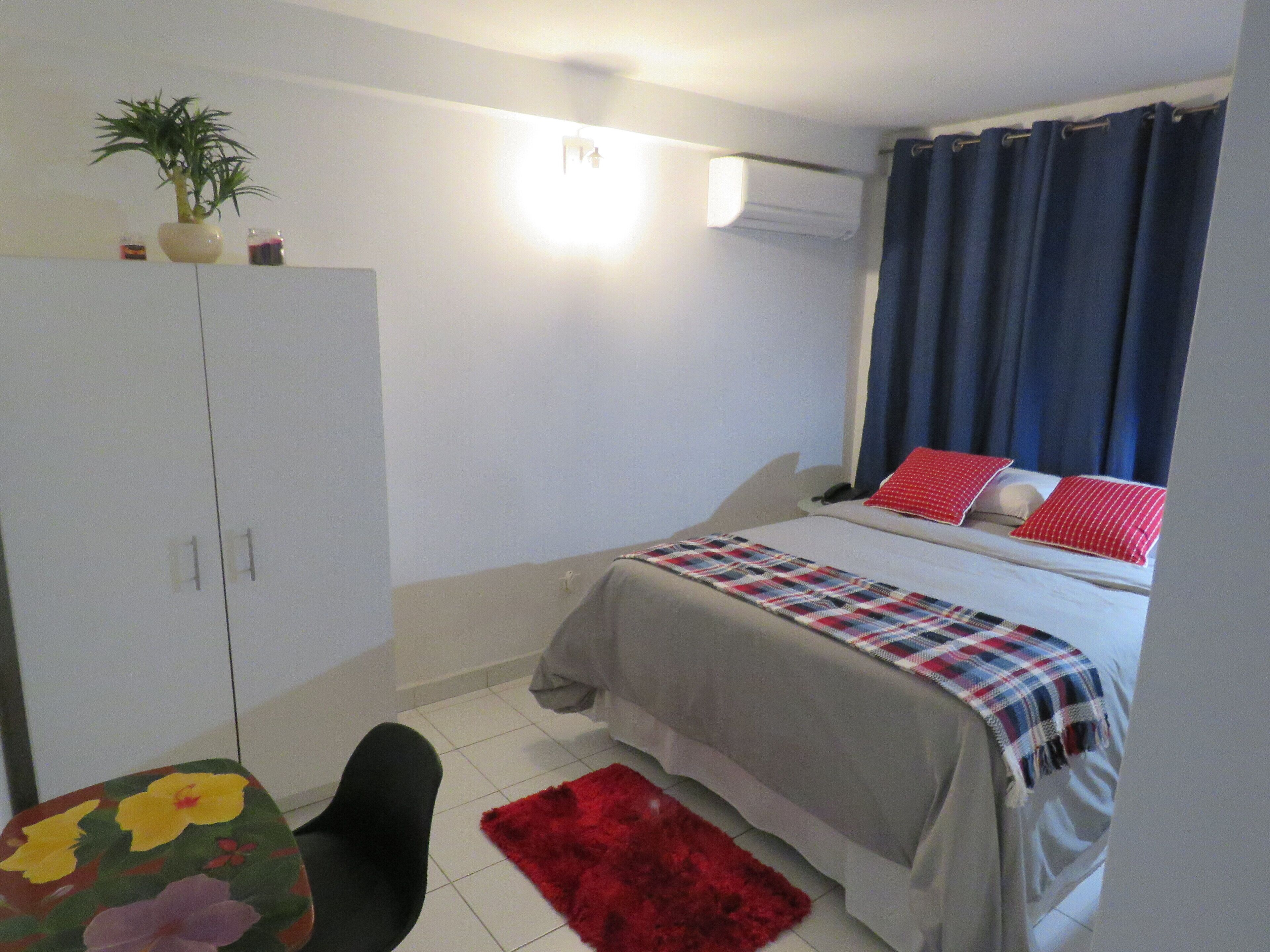 family studio | individually furnished, desk, blackout curtains, soundproofing