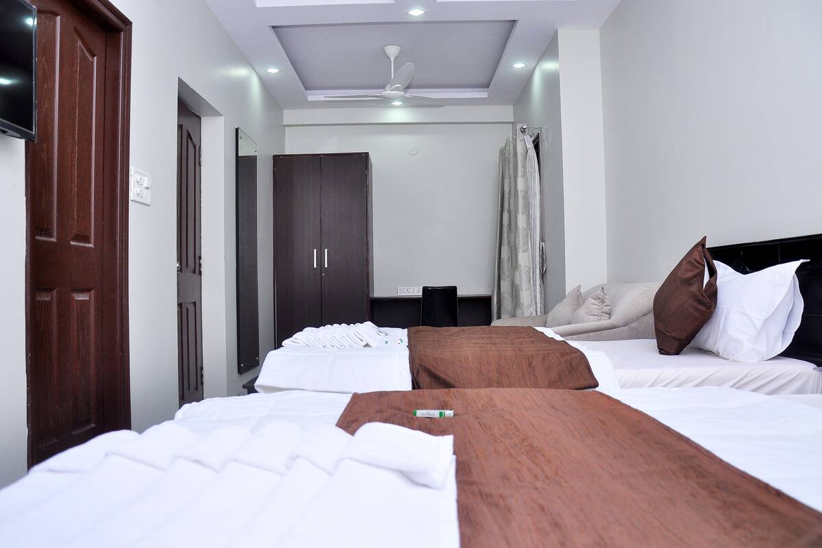 Habitación estándar | 1 habitación, escritorio, wifi gratis y ropa de cama