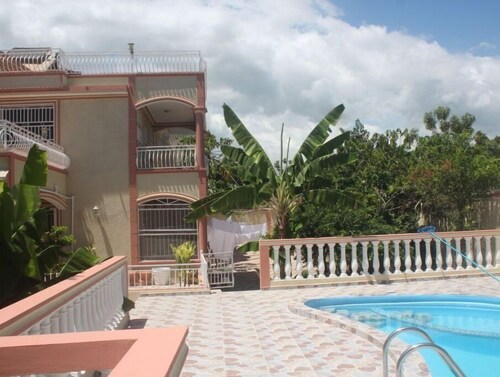 Furnished Flat with a private Swimming pool