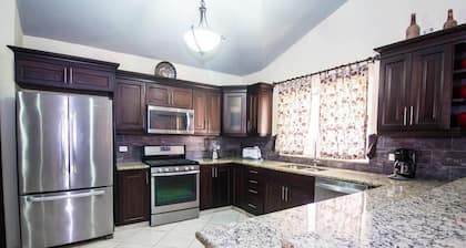 New! 6 Bedroom Ocean View