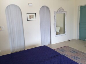 4 bedrooms