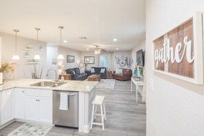 Private kitchen - The heart of the Fulton Getaway (Fulton)