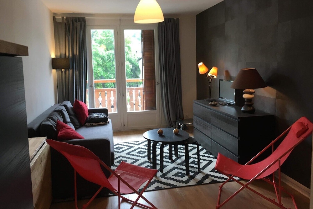 Beautiful apartment at the foot of the slopes in a secure residence