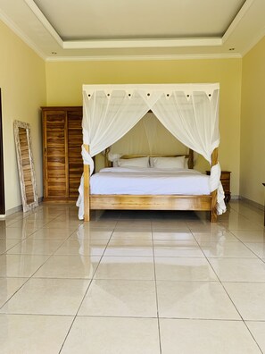 1 bedroom, WiFi, bed sheets - Private House with Jungle view - II (Keliki, Ubud)