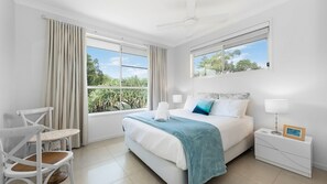 4 bedrooms, WiFi, bed sheets - Byron Beauty 33 Cowper Street (Byron Bay)