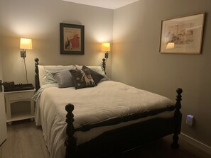 Room - Guesthouse SLO (San Luis Obispo)