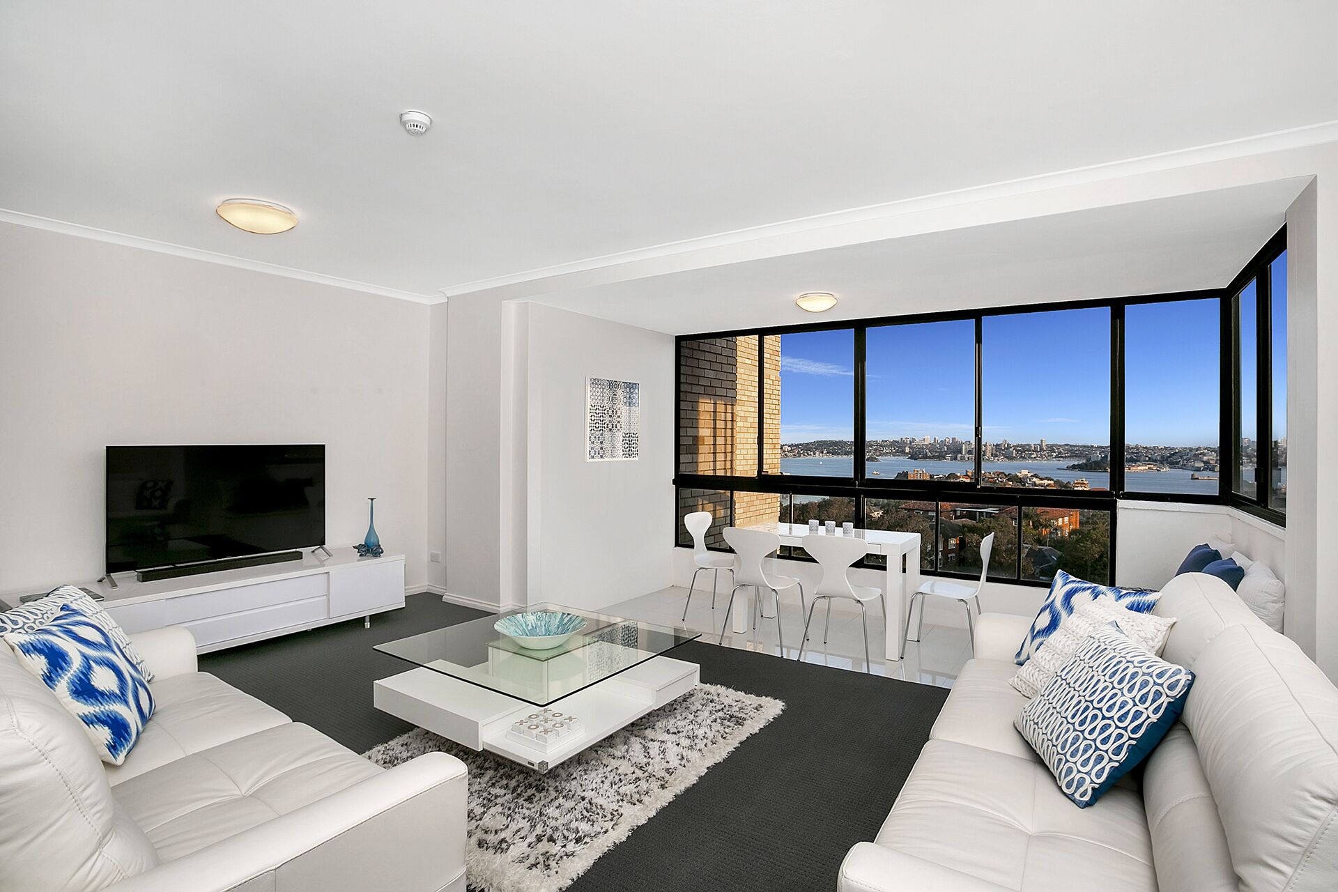 RANG2 - Ultra Convenient Spectacular Harbour Views