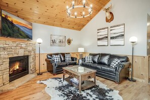 Smart TV, chimenea y videojuegos 
