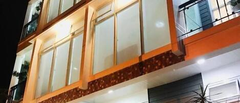 Fachada de la propiedad