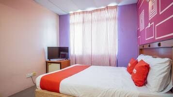 Deluxe Double Room | Free WiFi, bed sheets