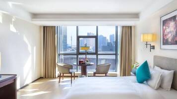 Kahden hengen executive-huone (kaksi sänkyä) | 1 makuuhuone, ylelliset vuodevaatteet, untuvapeitot, minibaari