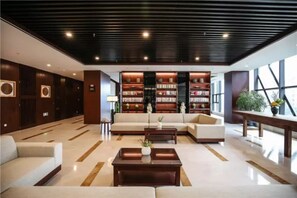 Lobby sitting area - SSAW Boutique Hotel Ningbo CBD (Ningbo)