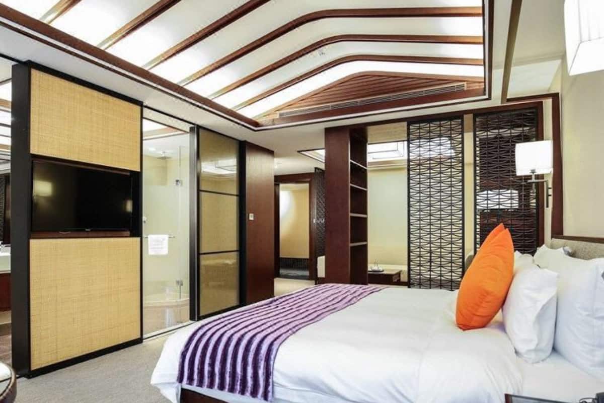 1 bilik tidur, peralatan tempat tidur premium, gebar bulu kapas