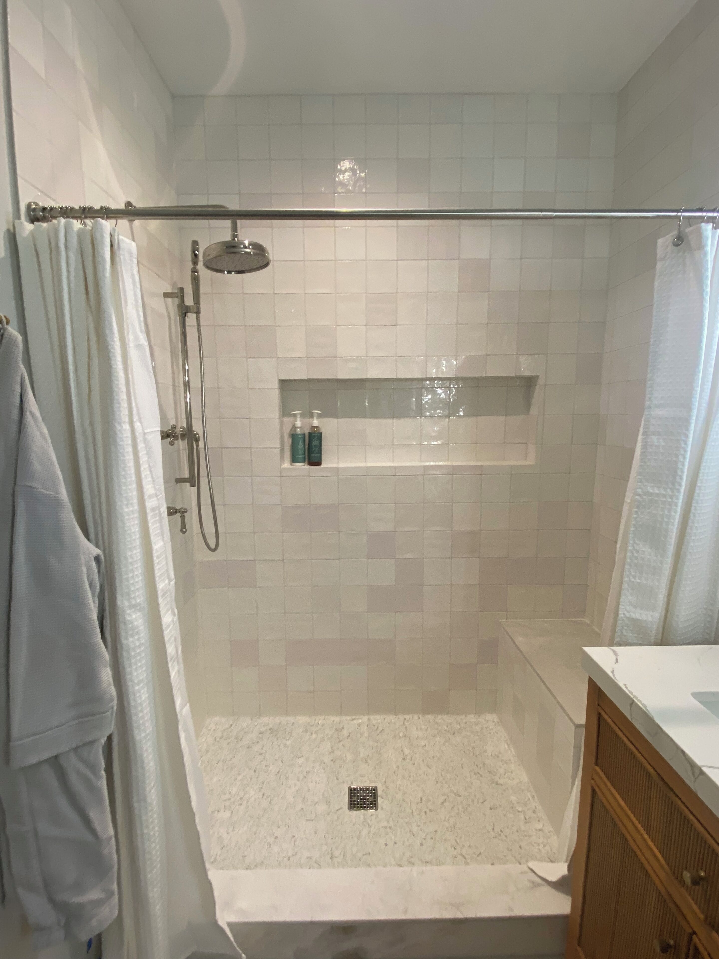 Battlefield Bungalow- Walk to Pickleball & Downtown!