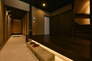 Interior detail - Rinn Premium Machiya Townhouse Koki (Kyoto)