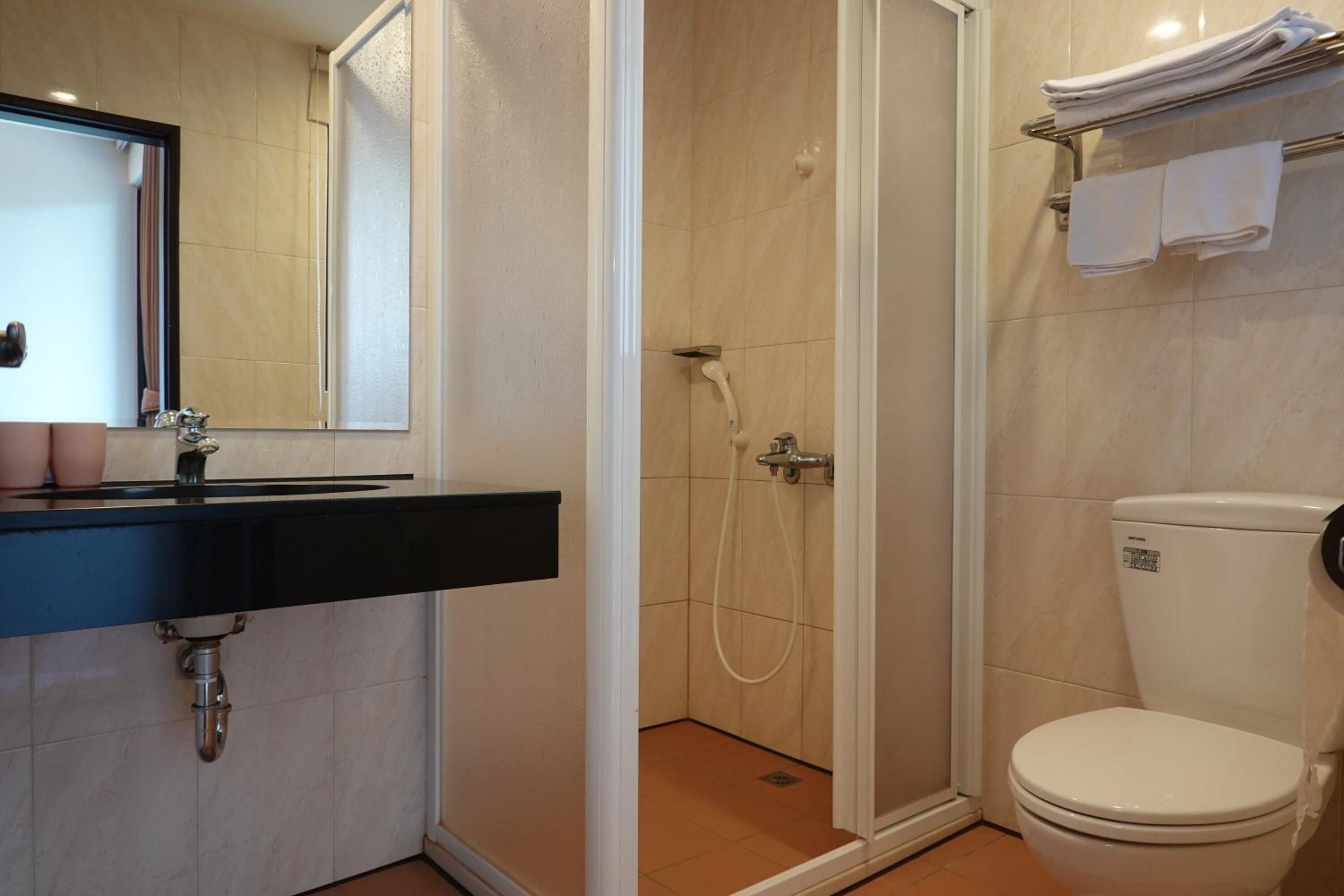 shower, free toiletries, hair dryer, slippers