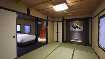 1 bedroom, desk, free WiFi, bed sheets