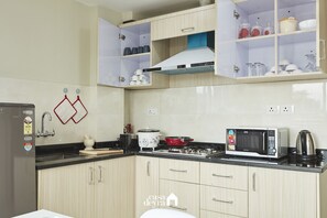 Fridge, microwave, stovetop, rice cooker