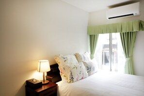 Private Vacation Home | 3 bedrooms, premium bedding, Tempur-Pedic beds, individually decorated