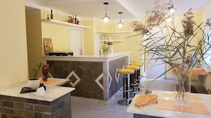 Bar (en el alojamiento)