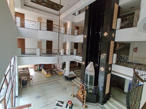 HOTEL SINDHU INTERNATIONAL