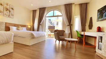 Deluxe Double Room | Minibar, desk, free WiFi
