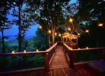 Romantic Tree House Hideaway, Private 15 Acres, Mountain View, Ofuro Soaking Tub