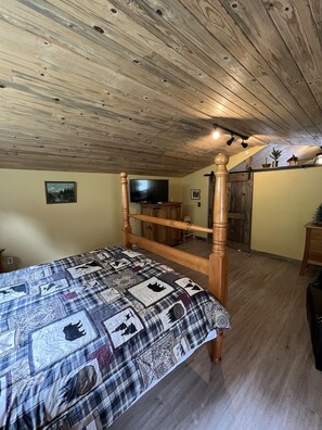 1 bedroom, desk, iron/ironing board, free WiFi