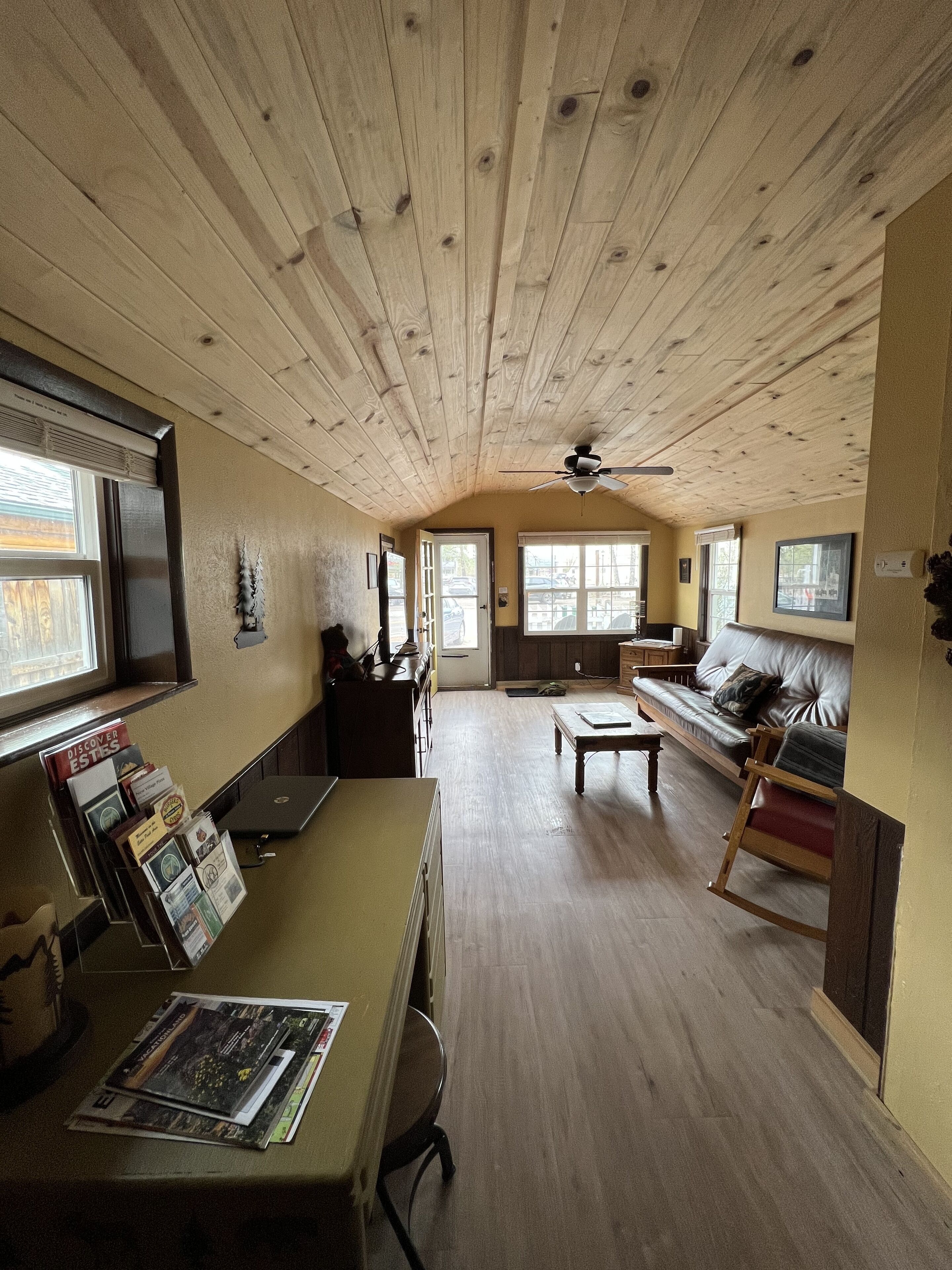 Cozy Cabin in Downtown Estes Park