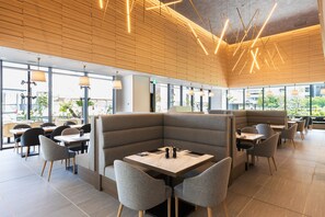 Restaurant - Hotel Metropolitan Kawasaki (Kawasaki)