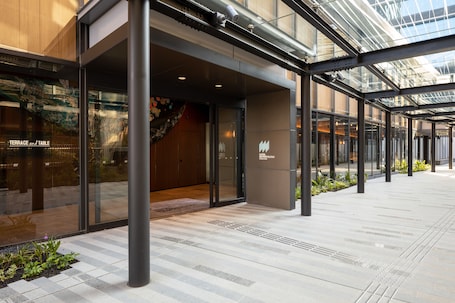 Front of property. Hotel Metropolitan Kawasaki