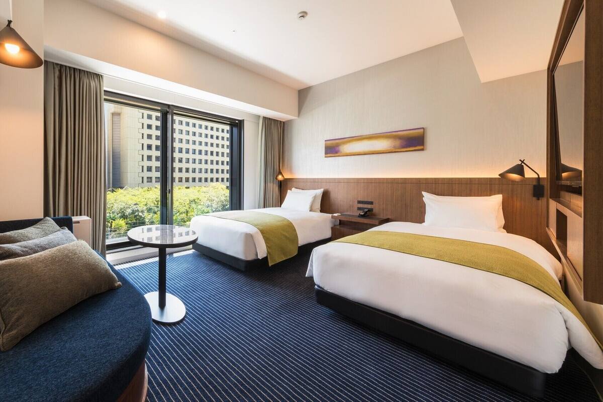 Donsdekens, een gratis minibar, een kluis op de kamer