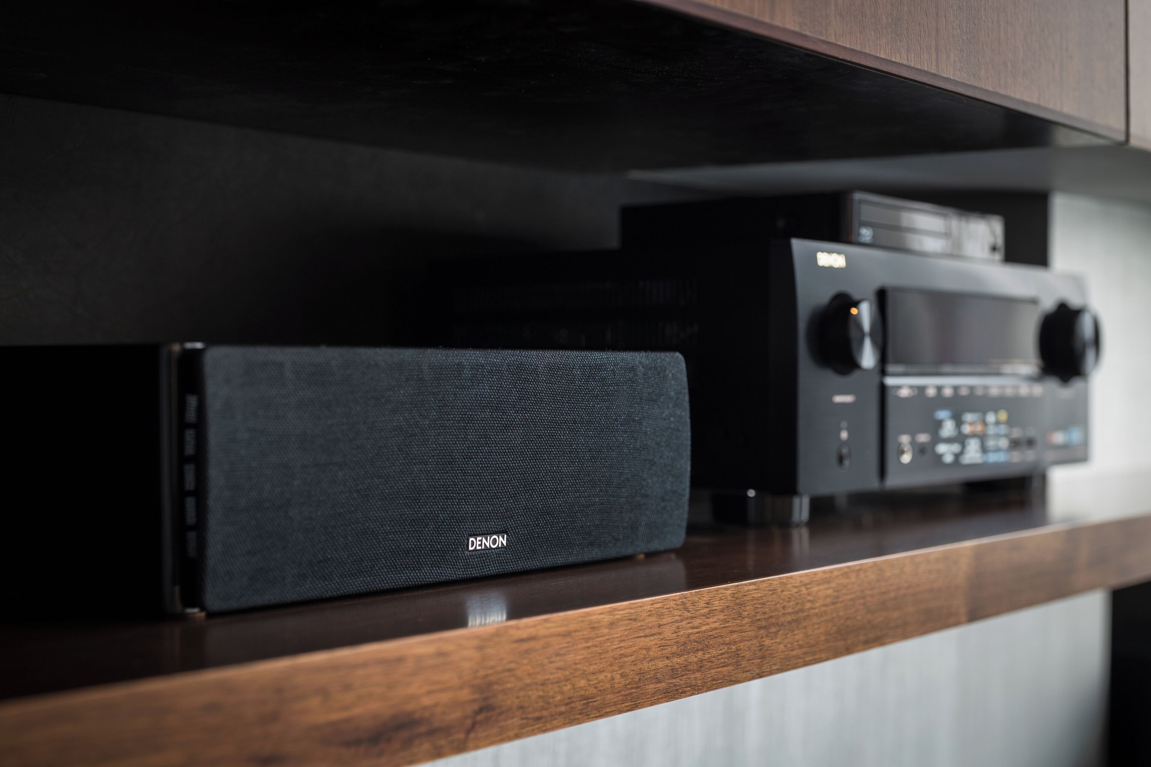 suite | living area | 49-inch flat-screen tv with digital channels, tv, netflix