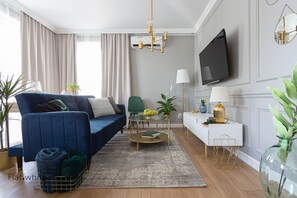 Superior Apartment (Obywatelska 47A-7/2) | Oppholdsområde | Flatskjerm-TV