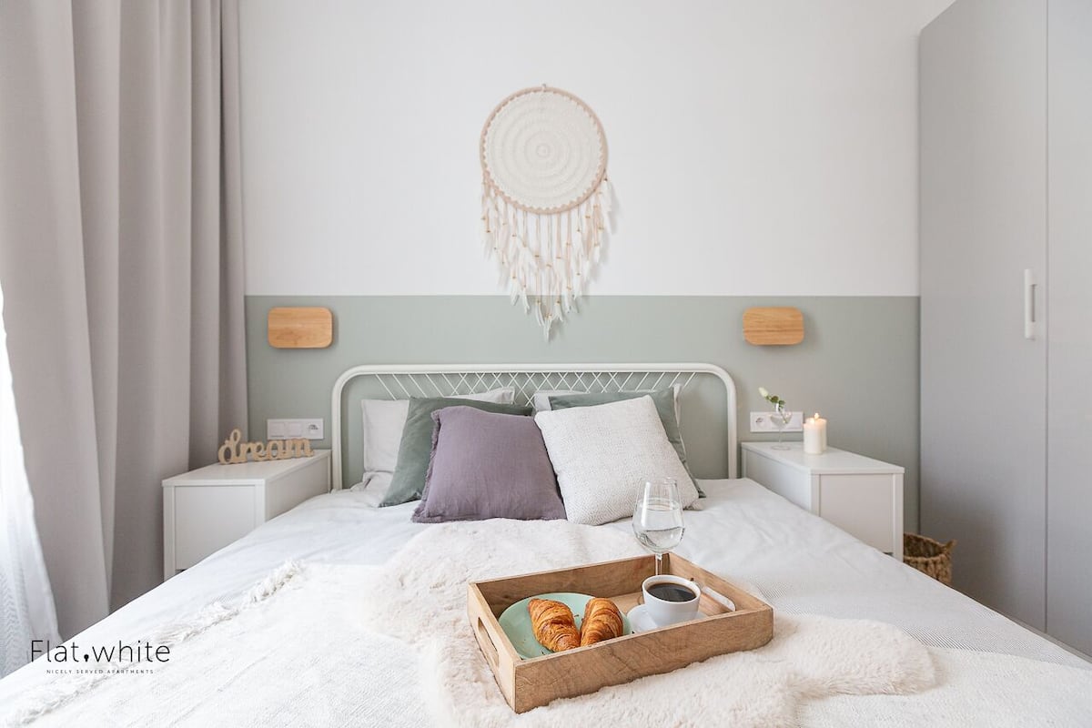 Deluxe Apartment (Obywatelska 47B-14/1) | Meja kerja, setrika/meja setrika, Wi-Fi gratis, dan seprai linen