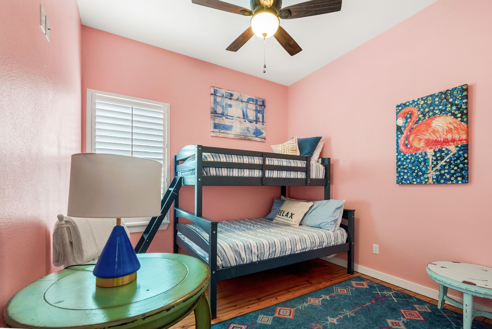 3 bedrooms, desk, iron/ironing board, travel cot