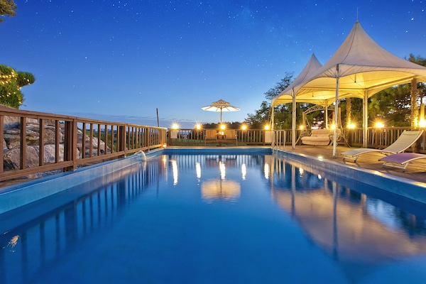 Seasonal outdoor pool