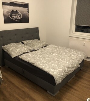 1 Schlafzimmer, Bügeleisen/Bügelbrett, WLAN, Bettwäsche
