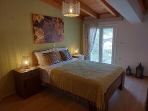 Zoi Luxurious Retreat