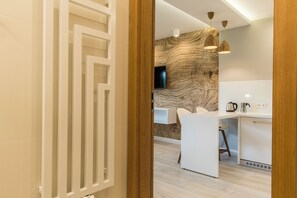Apartament Royal Hill Residence 8 | Bathroom | Shower, hair dryer, towels, soap - Royal Hill Residence (Zakopane)