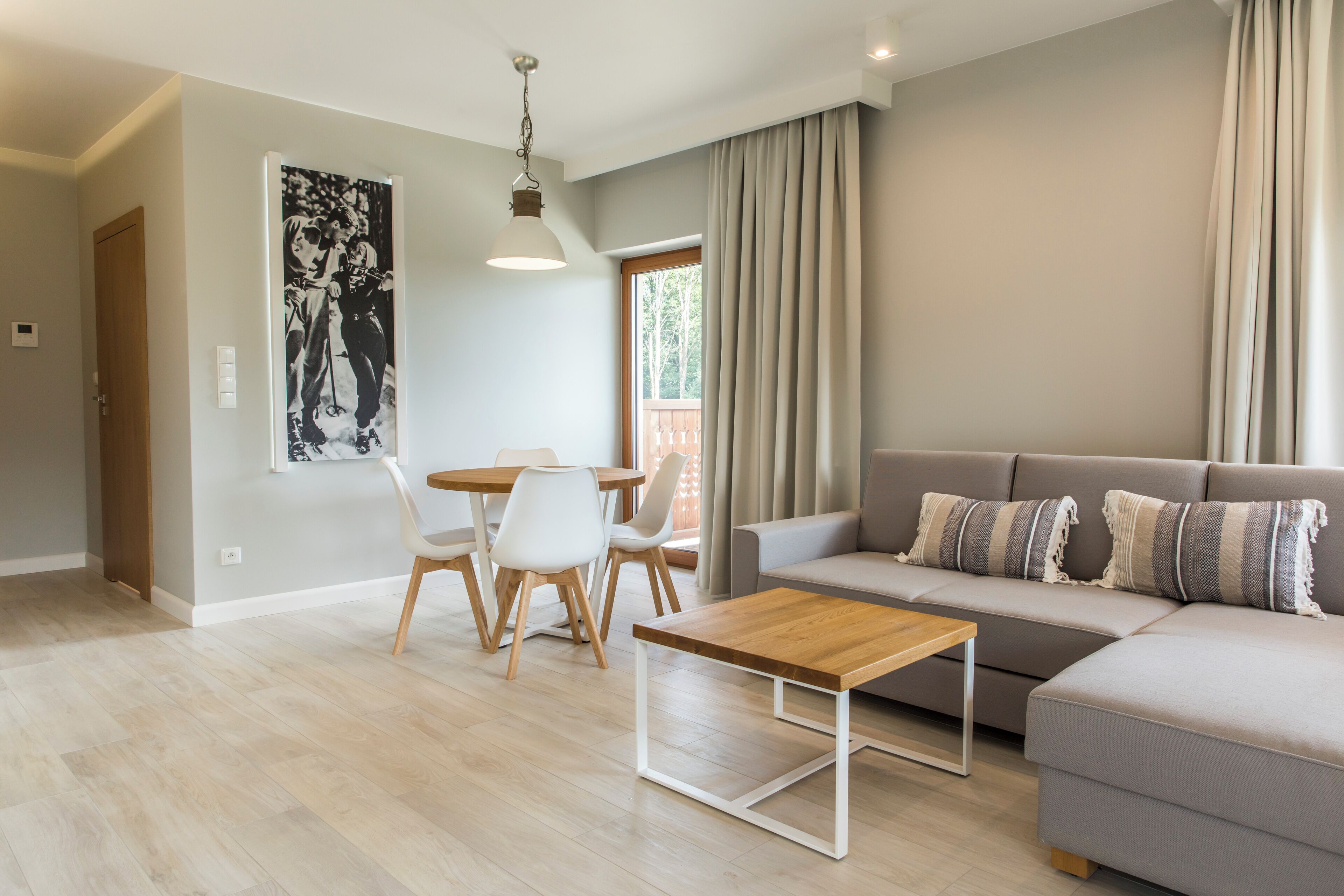 Apartament Royal Hill Residence 4 | Tabla de planchar con plancha, wifi gratis, ropa de cama